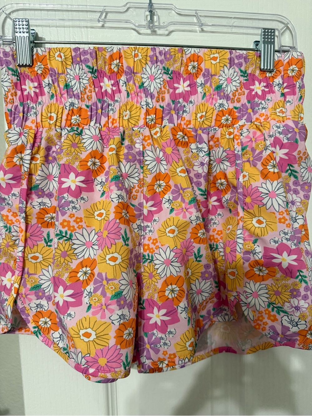 Pink Lily Women’s Floral Elastic-Waist Pink & Orange Shorts size medium